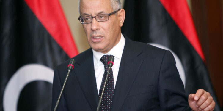 علي زيدان يقدم أوراق ترشحه للانتخابات الرئاسية
