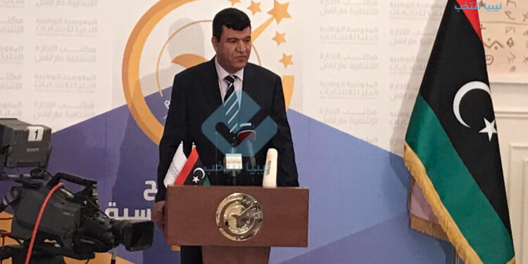 عبداللطيف المنتصر يقدم أوراق ترشحه للانتخابات الرئاسية المقبلة