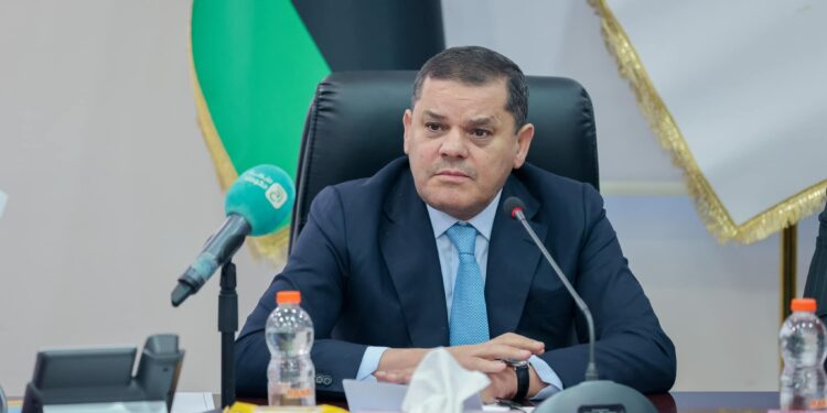 دبيبة يشدد على ضرورة زيادة كميات الوقود المخصصة للجنوب