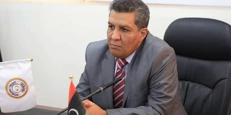 النيابة تأمر بحبس وزير التعليم احتياطيا على ذمة قضية تأخر الكتاب المدرسي