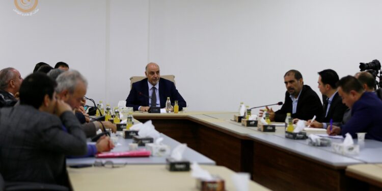 وزير التخطيط يبحث مع الشركة الصينية تفعيل مشروع 5000 وحدة سكنية بسلوق