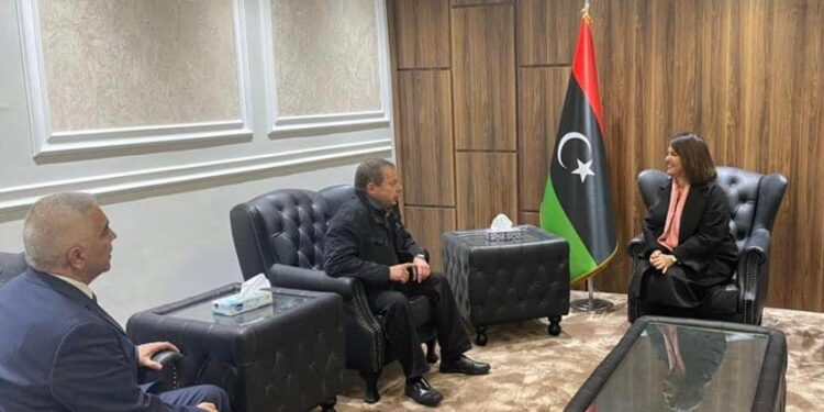 المنقوش تبحث مع مسؤول في الخارجية الروسية خروج المرتزقة من ليبيا