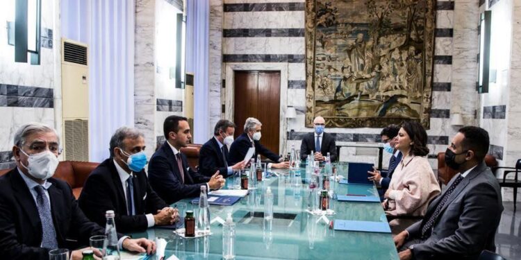 ملفا الانتخابات والهجرة يتصدران مباحثات المنقوش مع نظيرها الإيطالي في روما