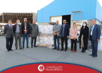 وصول 1.2 مليون جرعة من لقاح “فايزر” إلى مطار معيتيقة