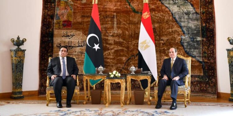 السيسي والمنفي يتفقان على تكثيف التشاور  لمتابعة مستجدات العملية السياسية