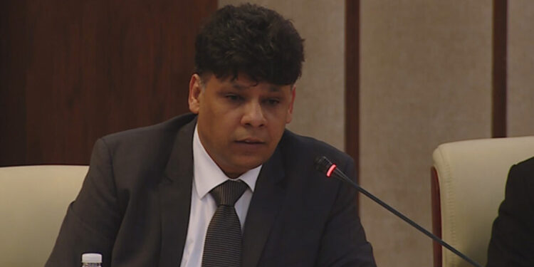 النائب العام يفتح تحقيقا على خلفية تأخر وزارة التعليم في توفير الكتب المدرسية