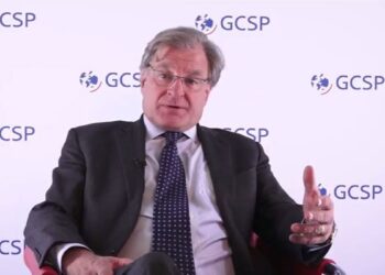 نورلاند يؤكد وجود عقبات سياسية وقانونية تحول دون إجراء الانتخابات