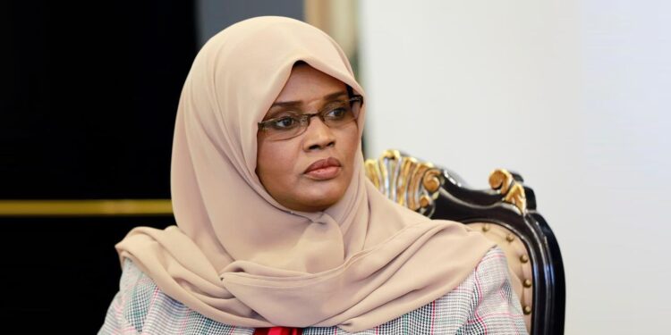 وزارة الثقافة: إيقاف مبروكة توغي يهدف إلى النيل من نجاح وتقدم الوزارة