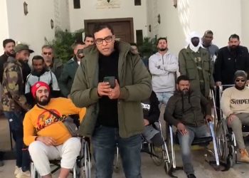 بنغازي.. جرحى قوات حفتر يطالبون بالاعتراف بقتلاهم