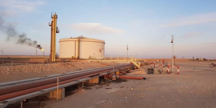 شركة الهروج تعلن إعادة الإنتاج بحقل الناقة النفطي بواقع 9 آلاف برميل يوميا