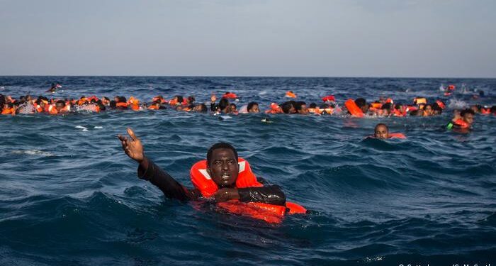 الدولية للهجرة: 897 مهاجرا فقدوا حياتهم قبالة سواحل ليبيا 2021