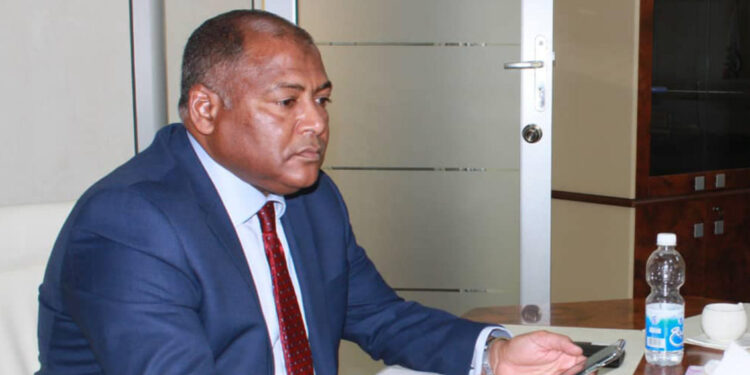 وزير المالية المكلف يدخل قائمة المطلوبين للنائب العام للتحقيق بعد وزيري الثقافة والتعليم