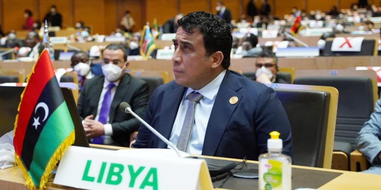 المنفي يطلب مساعدة الاتحاد الإفريقي لإخراج المرتزقة والقوات الأجنبية من ليبيا