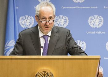 دوجاريك يدعو إلى المضي في العملية السياسية بطريقة سلمية