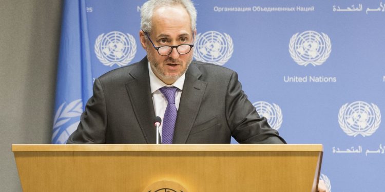 دوجاريك يدعو إلى المضي في العملية السياسية بطريقة سلمية