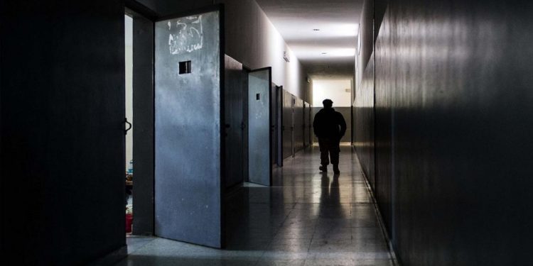 هيومن رايتس ووتش: 50 شخصا من سكان مدينة درنة معتقلون تعسفيا