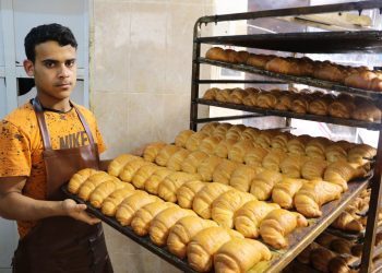 أزمة الدقيق.. حكومة غائبة ومخاوف من الجوع