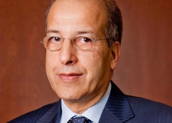 أفريكا إنتلجنس: المصرفان المركزيان في ليبيا وتونس تحالف العائلات