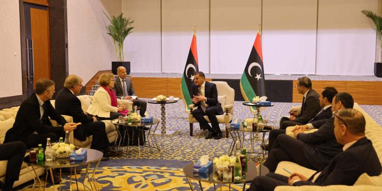 بعد اجتماع مع وفد أمريكي ..الدبيبة يتراجع عن قراره بشأن منظمات المجتمع المدني