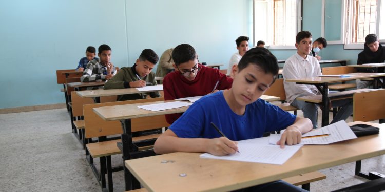 تعليم طرابلس: انطلاق الامتحانات بمشاركة أكثر من مليون طالب