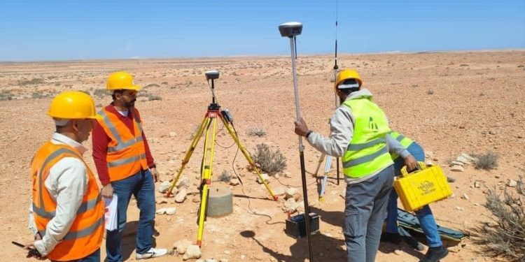 بدء تنفيذ أول محطة شمسية في ليبيا.. ما القصة؟
