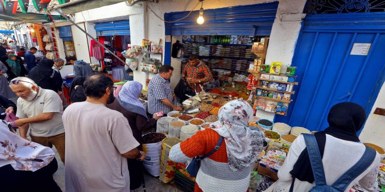 ارتفاع في معدلات التضخم في السلع والخدمات.. ما القصة؟