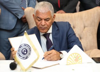 الحكومة الليبية توقع اتفاقية لمشاريع كبرى في مختلف المدن