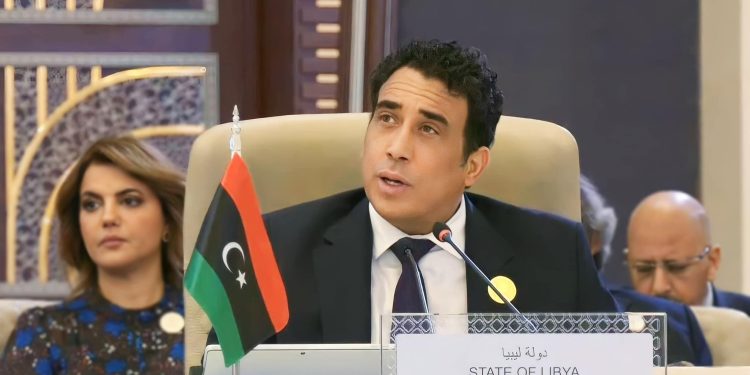 المنفي ..ندعم توحيد المؤسسة العسكرية ولجنة 6+6