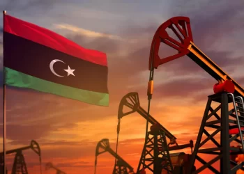 الإيرادات النفطية .. صراع المنتفع والمتضرر