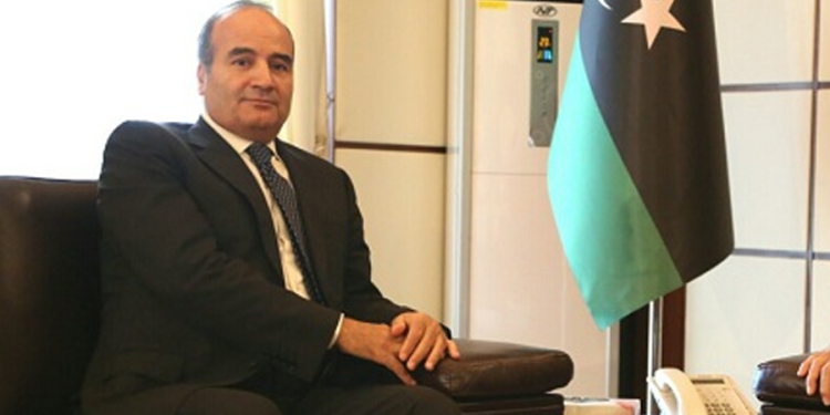 خارجية الحكومة الليبية.. رفض التدخلات الخارجية وتشديد على آلية توزيع الإيرادات