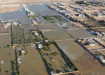 انفجار خط النهر الصناعي يتسبب في انقطاع المياه