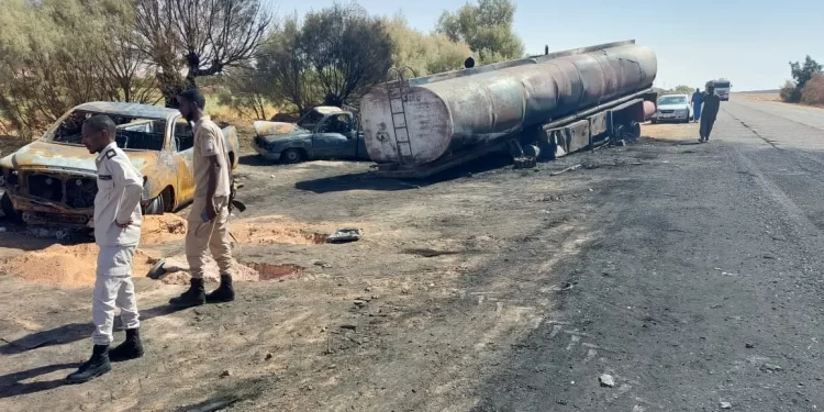 عميد بنت بية لـ أبعاد: على المسؤولين إعطاء ضحايا الانفجار حقوقهم وتعويضهم وتوفير الوقود للجنوب