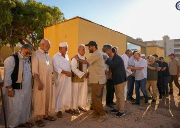 رئيس الحكومة الليبية يعزي مشايخ وأعيان درنة مجددا مساعي إعادة الإعمار