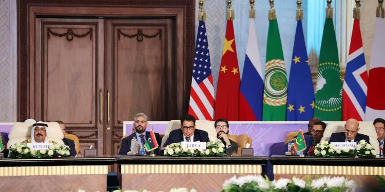 قمة السلام ..رفض اعتداءات الاحتلال الإسرائيلي وتهجير الفلسطينيين