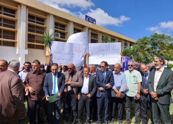 رئيس نقابة هيئة التدريس بجامعة طرابلس لـ أبعاد: مستمرون في الاعتصام حتى تلبية مطالبنا المشروعة