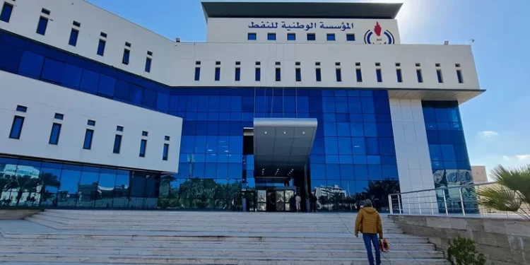 الشحومي لـ أبعاد: الخصم من إيرادات النفط لتمويل نشاطات المؤسسة الوطنية للنفط يجب أن يكون محددا وتحت إطار القانون