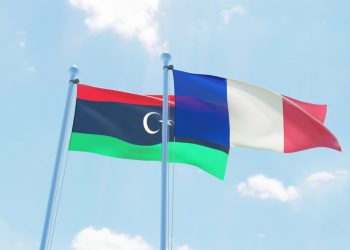 باريس.. تفقد نفوذها في إفريقيا محاولة تجميع قواها في ليبيا