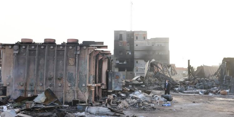 حريق الكريمية..اندلاع النيران قبل جرد مصنع المشغولات الكهربائية