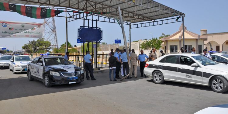 الناطق باسم الداخلية لـ أبعاد: سيتم فتح معبر رأس إجدير فور تسلمنا تقريرا بأن الوضع الأمني أصبح جيدا