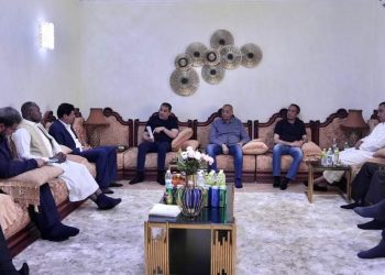اللجنة الوزارية المشكلة بقرار حماد تبحث ملف النازحين السودانيين بالكفرة وتقترح إنشاء مستشفى ميداني