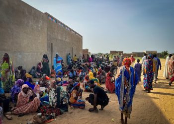 عميد بلدية الكفرة لـ أبعاد: نعمل على توفير أماكن آمنة وتطعيمات للاجئين من دولة السودان