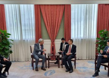 كعوان والصفراني يناقشان مع ممثلين عن الحزب الشيوعي الصيني سبل إنهاء الانسداد السياسي في ليبيا