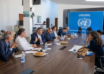 خوري تبحث مع لجنة الاتصال بين مجلسي النواب والدولة سبل الدفع بالعملية السياسية