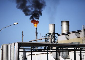 مؤسسة النفط: تخفيض جزئي للإنتاج بحقل الشرارة بسبب ظروف القوة القاهرة