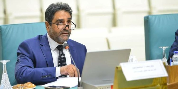 تأخر الرواتب ..هل باتت أزمة مزمنة؟