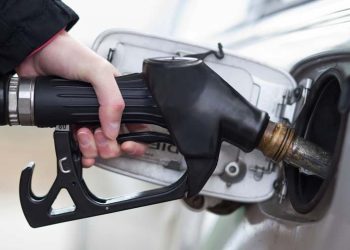 تهريب الوقود ..أزمة تقض مضجع الدولة