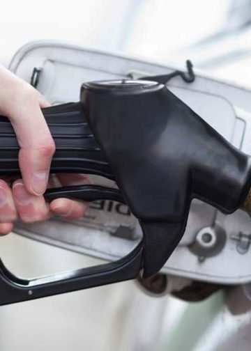 تهريب الوقود ..أزمة تقض مضجع الدولة