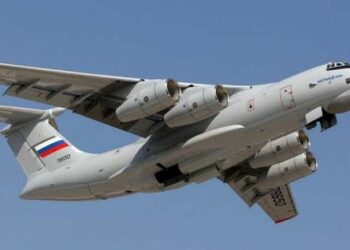 طائرات عسكرية روسية تحط بقاعدة الخادم ..ما تفاصيل التحركات؟