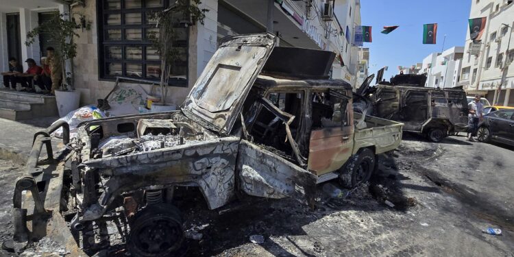 هيومن رايتس ووتش: تقاعس حماية المدنيين خلال اشتباكات طرابلس