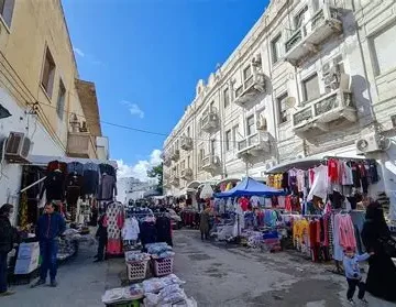 فرض ضرائب السلع المستوردة ..الضربة القاضية على المواطن